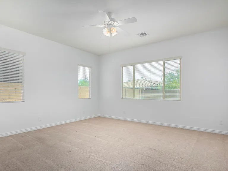 2615 W Balao Dr — Photo 29