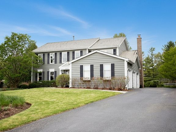 2nd image of 17945 W Pond Ridge Cir