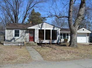 2835 Motorists Dr, Highland, MI