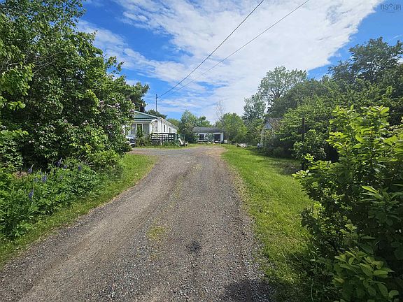 3rd image of 11371 Highway 6