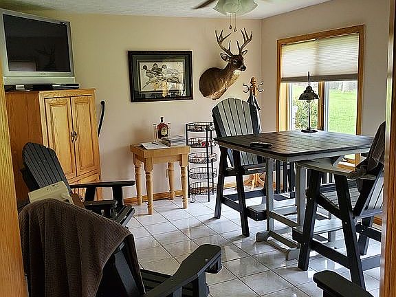 Sunroom or extra bedroom