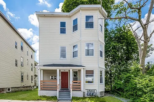 71 Maywood St Photo 1