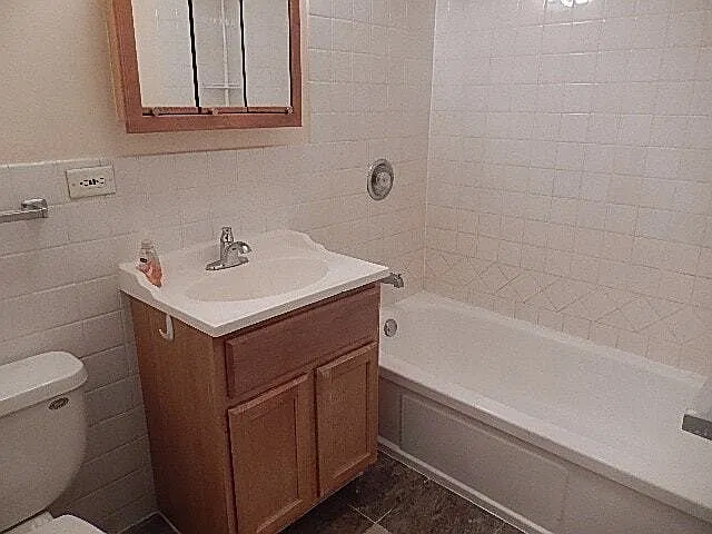 2234 S. Goebbert Rd #420 — Photo 4