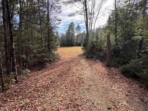 15 Switch Road, Canaan, NH 03741