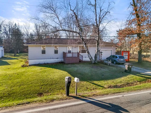 9123 Cady Rd, Jackson, MI 49201