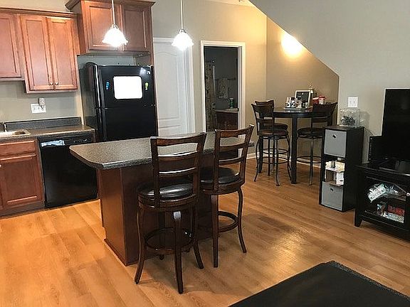 eat in Kitchen area