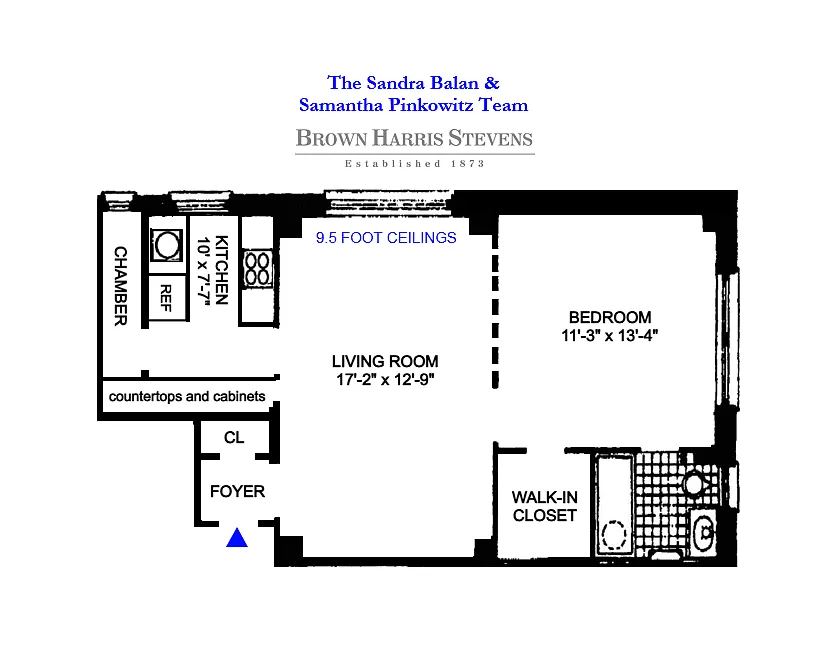 Building Photo - 27 W 55th St #44