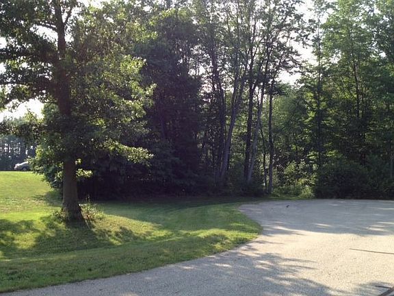 3rd image of 2941 Secluded Acres Dr