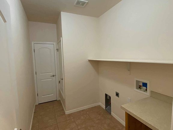 2nd image of 4109 Espana Way