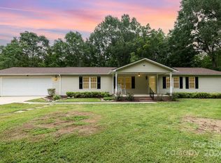 140 Cedar Ridge Ln, China Grove, NC 28023