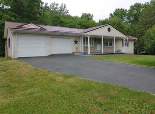 4864 Holley Byron Rd, Holley, NY 14470