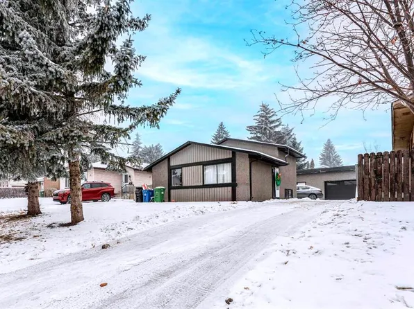 6420 S 26th Ave NE, Calgary, AB T1Y 3V1