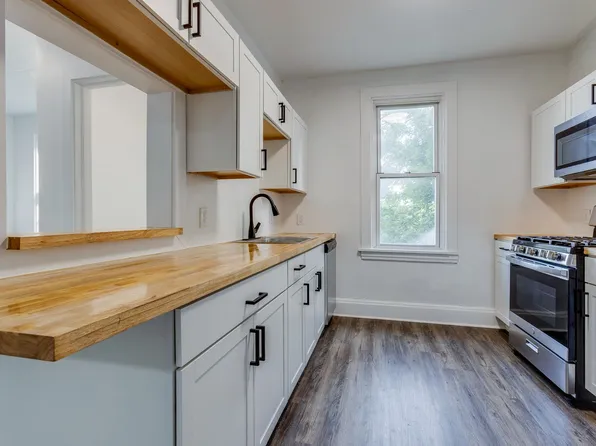 623 Lillian St, Pittsburgh, PA 15210