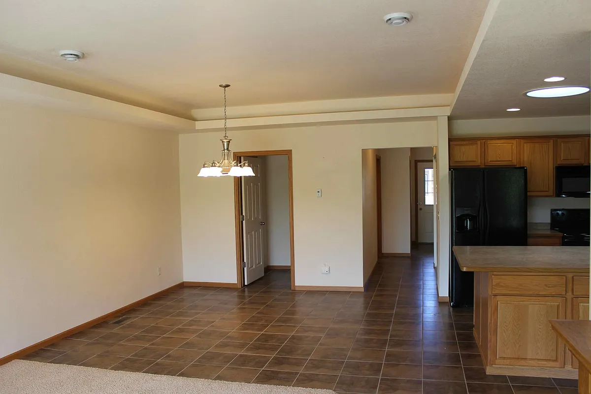 Building Photo - 1581 Leila Ln