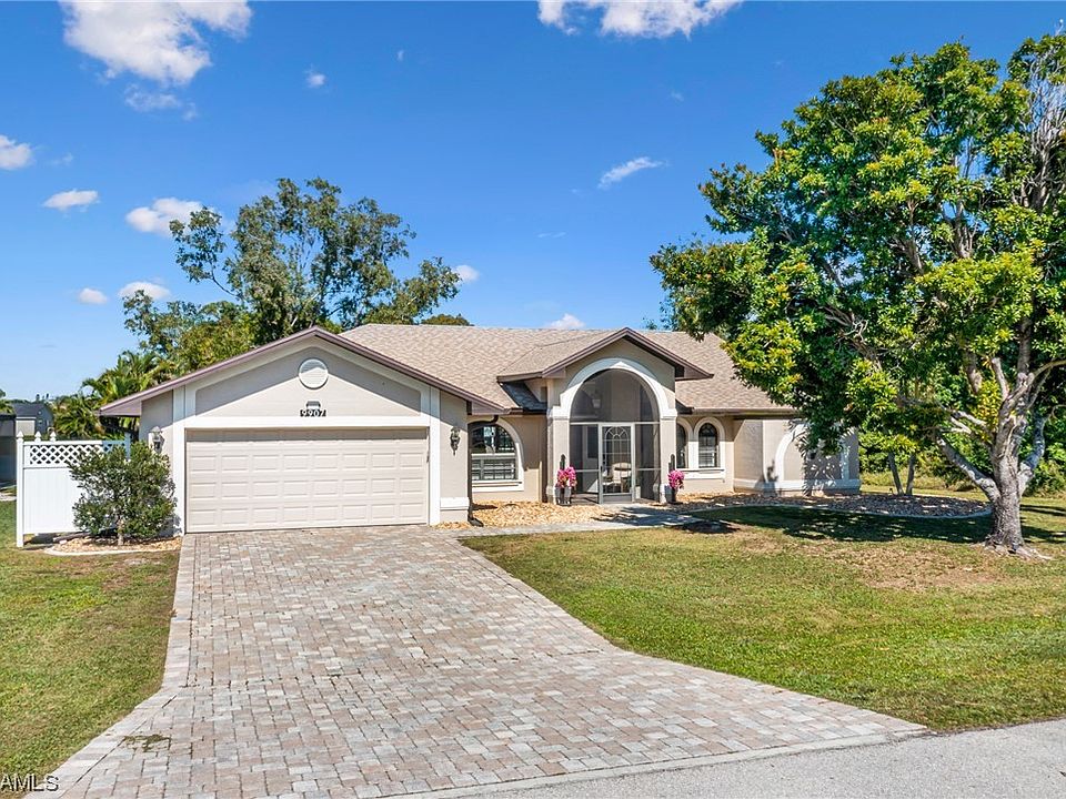 1st image of 9907 Country Oaks Dr