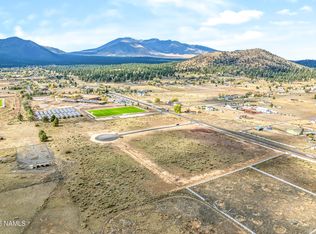 8946 Saddle Ave, Flagstaff, AZ 86004