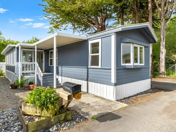 2348 Meadowbrook Dr #69, Eureka, CA 95503