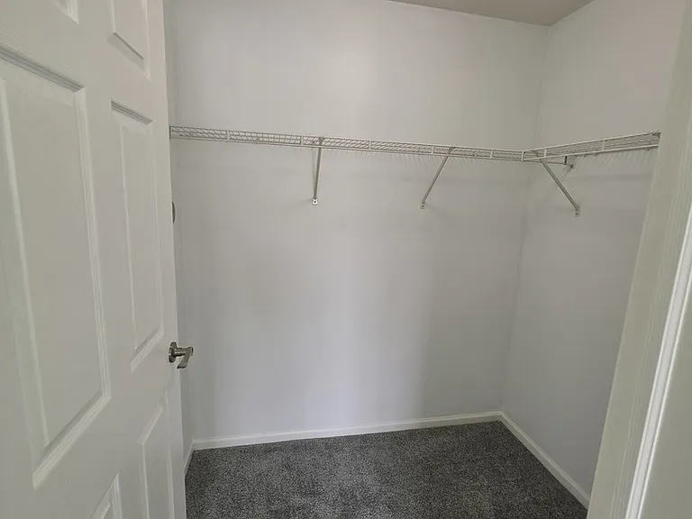 101 Silverstone Dr #101 — Photo 13