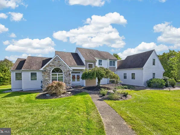 114 Shetland Way, Collegeville, PA 19426