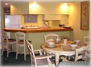 112 Overlook Dr APT 6, Branson, MO 65616