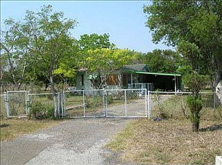 2nd image of 4365 Waco Rd