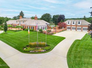 546 Oak Knoll Rd, Barrington Hills, IL 60010