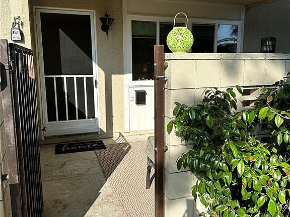 2nd image of 367 Avenida Castilla Unit A