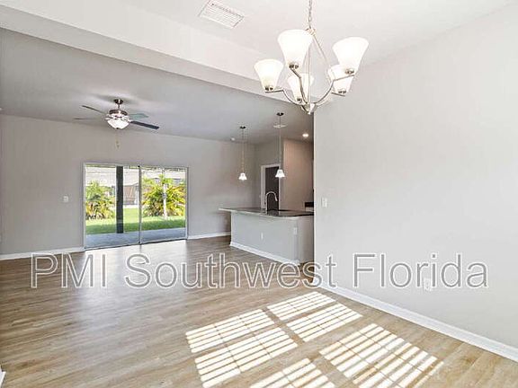 5th image of 3149 Sudbury St