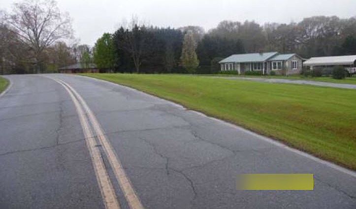 2nd image of 3231 Airline Rd