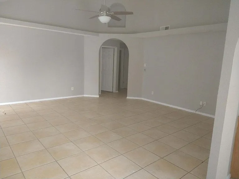 3920 Tierra Marfil Rd — Photo 8
