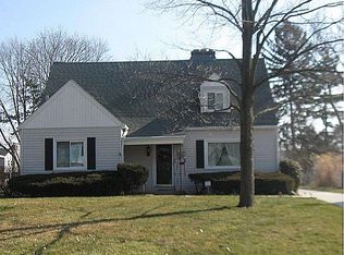 2526 Chester Rd, Upper Arlington, OH 43221