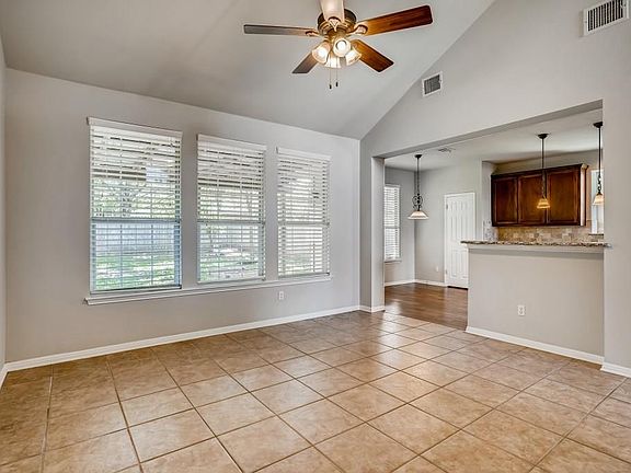 4th image of 20011 Canterwood Ln
