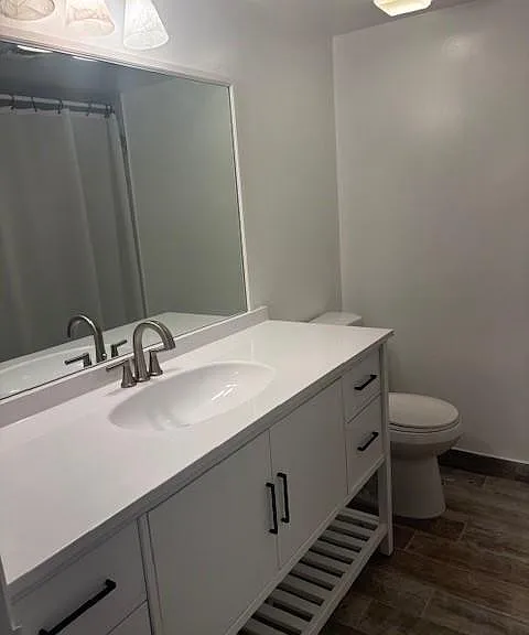 606 Gardens Dr — Photo 14