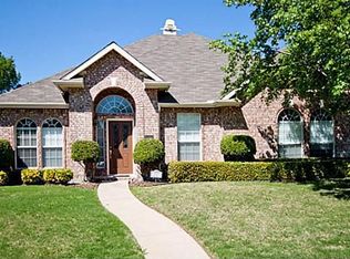 2517 Melbourne Rd, Carrollton, TX 75006