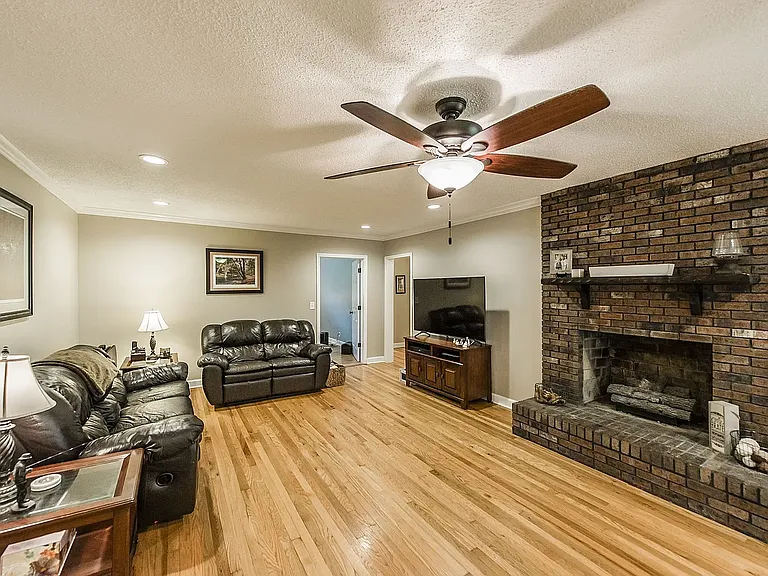 4131 Corbin Sneed Rd — Photo 5