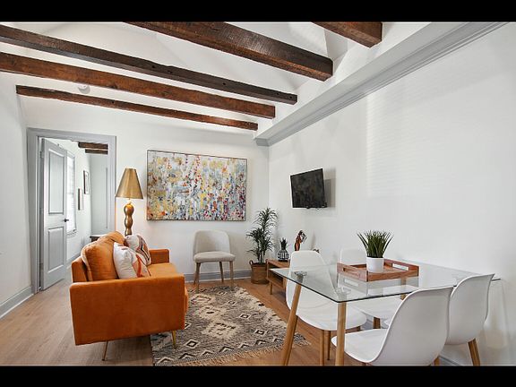3rd image of 823 Delachaise St #825