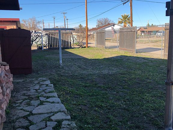 4th image of 713 W Soto St