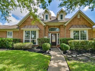8531 Colonial Falls Ln, Humble, TX 77396