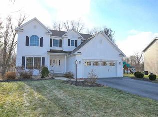 77 Chatsworth Way, Clifton Park, NY 12065
