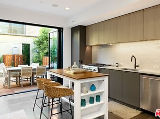 744 Brooks Ave, Venice, CA 90291