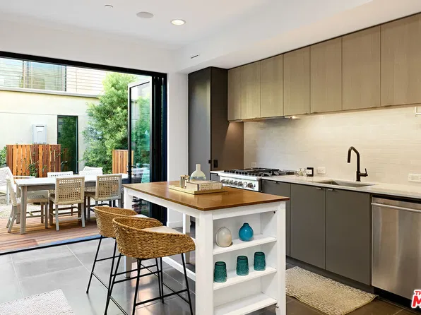 744 Brooks Ave, Venice, CA 90291