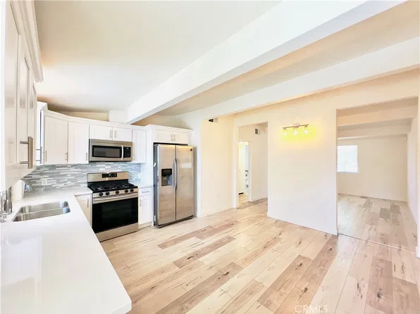 8657 Ranchito Ave, Panorama City, CA 91402