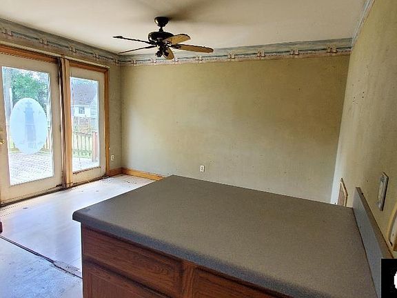 4th image of 379 Maple Rd Lot 5