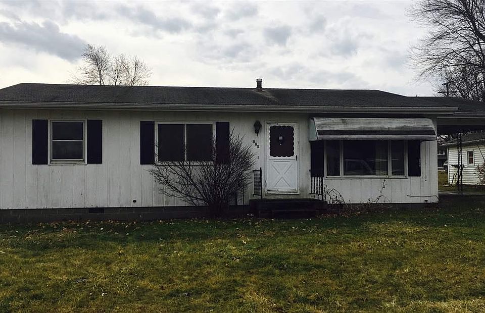1st image of 220 Plum St