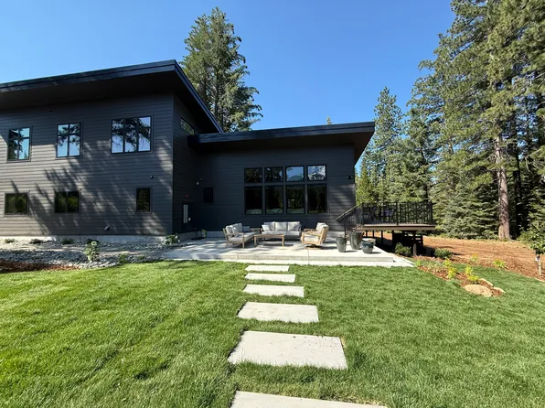 1726 Cold Creek Cir, Mount Shasta, CA 96067