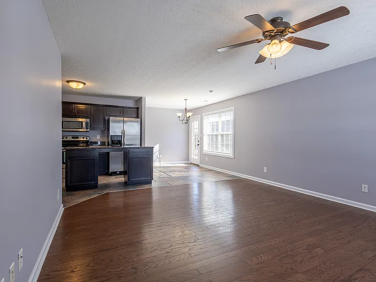 958 Culverson Ct — Photo 4