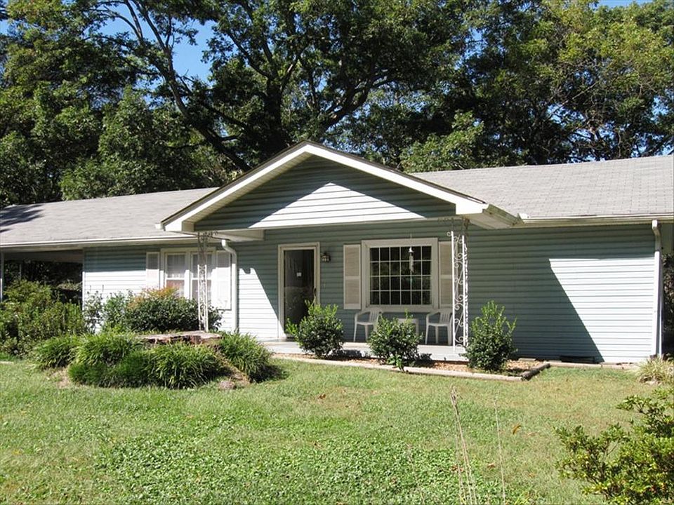 1st image of 3921 Bonny Oaks Dr
