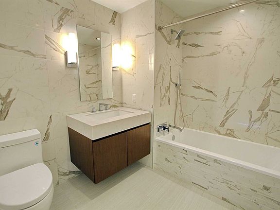 4th image of 13835 39th Ave APT 13G