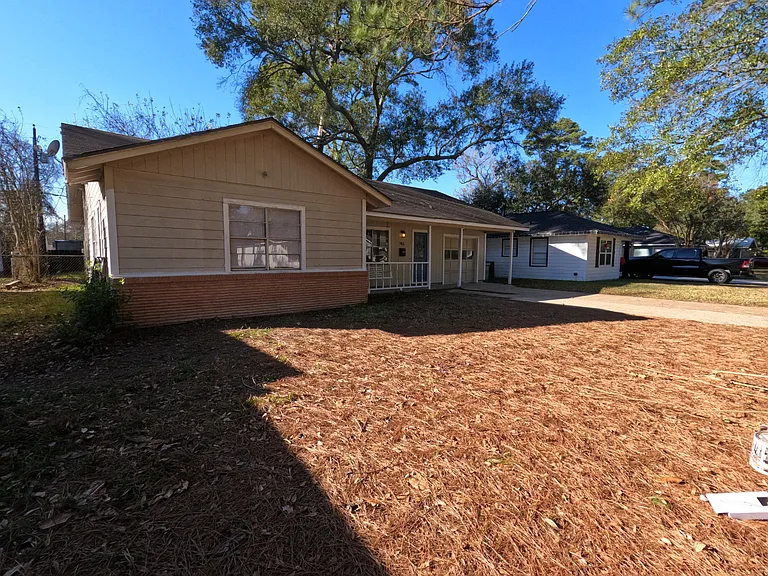 765 Callaway Dr — Photo 28