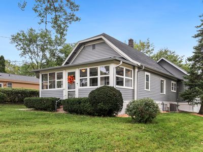 2011 Highland AVENUE, Waukesha, WI, 53186